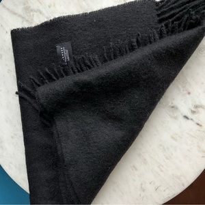 Bloomingdale’s cashmere scarf